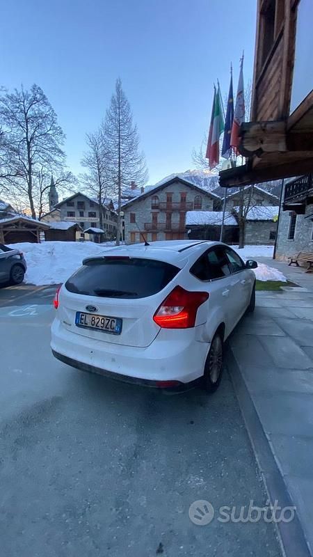 Usata Ford Focus 2012 Bianco Berlina