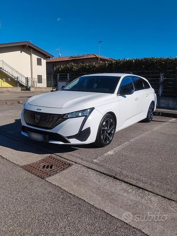 Usata Peugeot 308 Allure 130 CV (95 kW) 2022 Bianco Station wagon