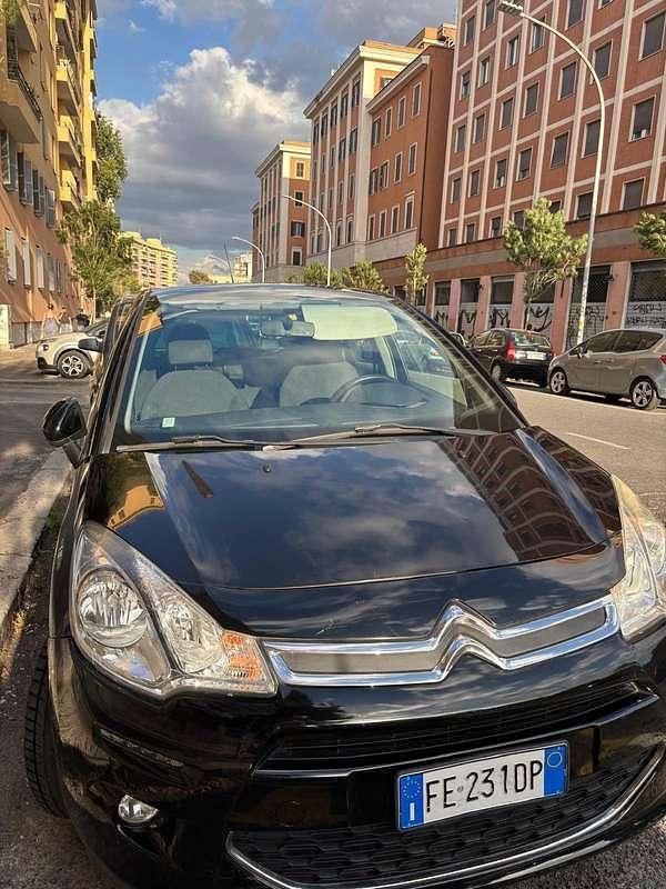 Nero Usata 2016 Citroën C3 Exclusive Due volumi | 5800 € (Super prezzo) - Immagine 1/4
