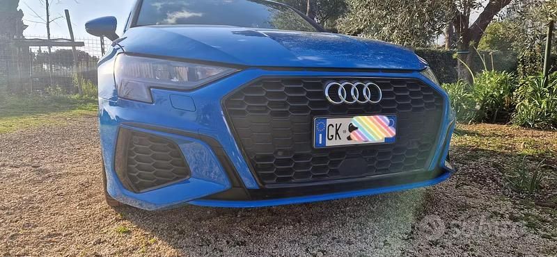 Usata Audi A3 S-Line 116 CV (85 kW) 2022 Blu Berlina