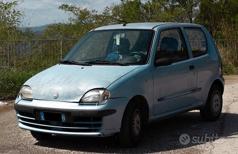 Usata Fiat Seicento 54 CV (39 kW) 2002 Blu Utilitaria