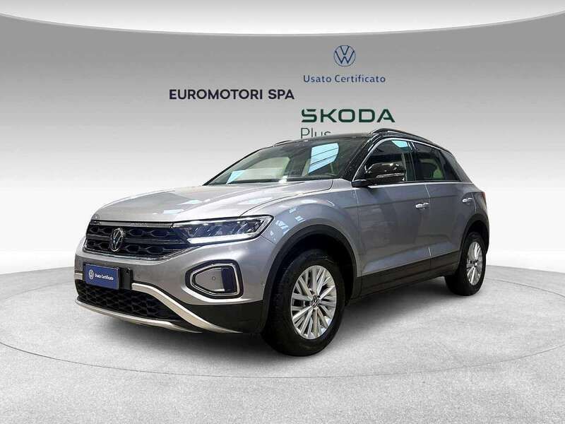 Argento Usata 2023 VW T-Roc Life SUV | 21.600 € (Buon prezzo) - Immagine 1/4