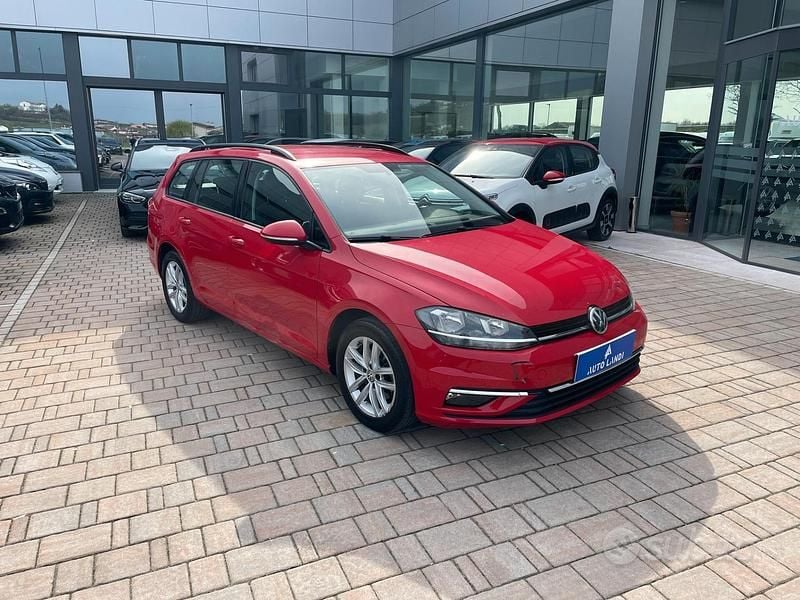 Usata VW Golf VII Business 115 CV (84 kW) 2020 Rosso Station wagon