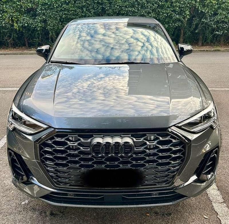 Usata Audi Q3 Sportback S-Line 150 CV (110 kW) 2023 Grigio SUV