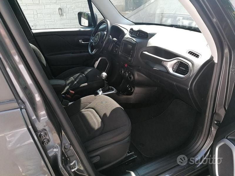 Usata Jeep Renegade Limited 140 CV (102 kW) 2017 Marrone SUV