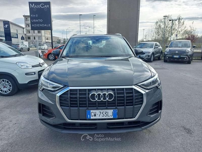 Usata Audi Q3 Business 150 CV (110 kW) 2024 Grigio SUV