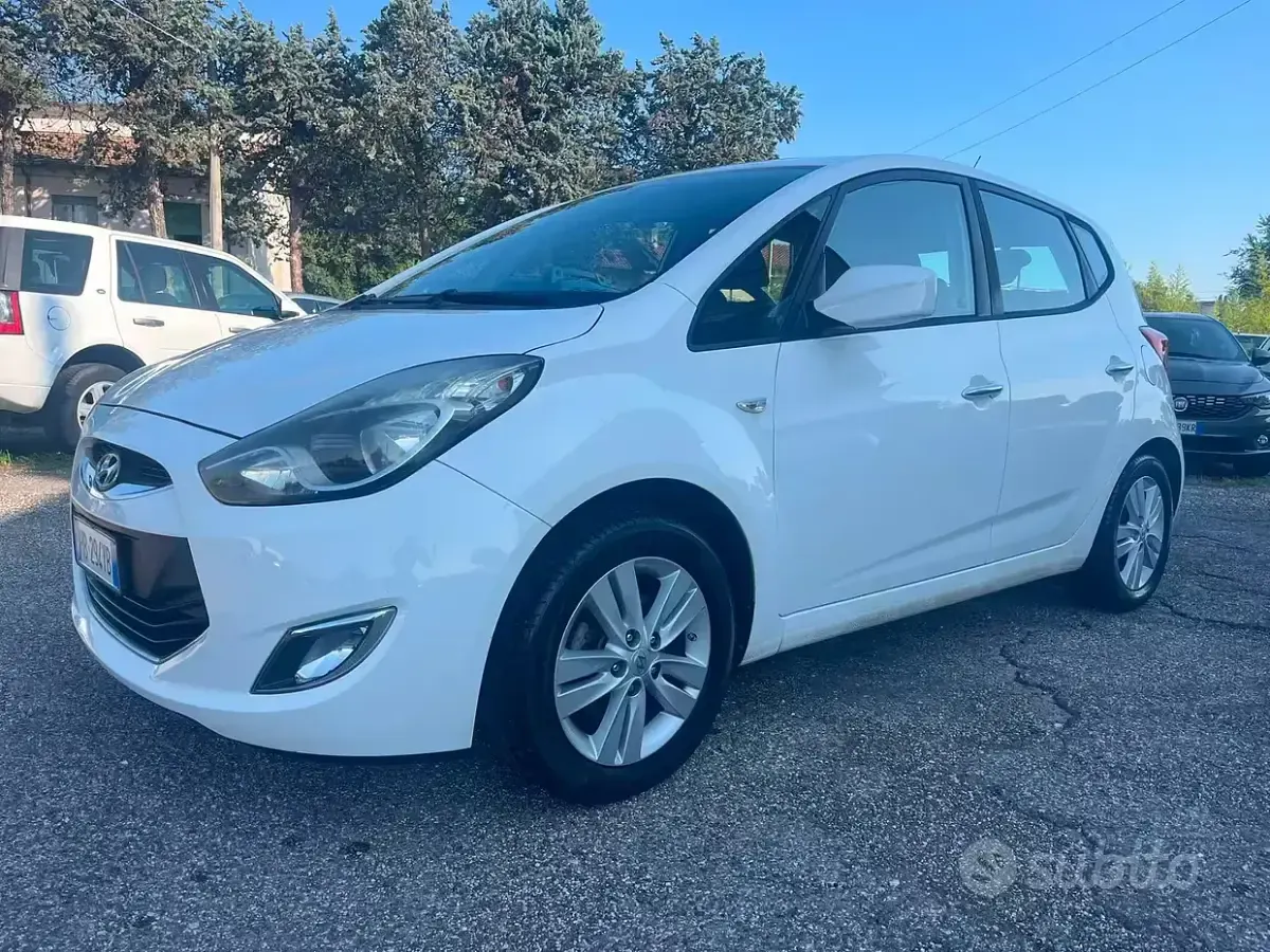 Usata Hyundai ix20 Comfort 88 CV (64 kW) 2013 Bianco Utilitaria