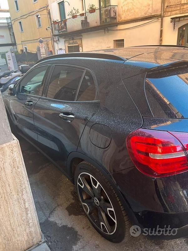Usata Mercedes GLA180 Urban 2020 Nero SUV