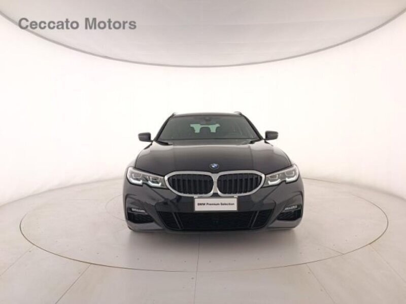 Usato 2021 BMW 320 El 190 CV (36.600 €)