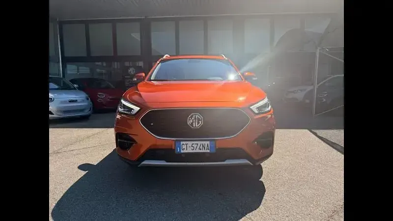Usata MG ZS Comfort 106 CV (77 kW) 2024 Arancione SUV