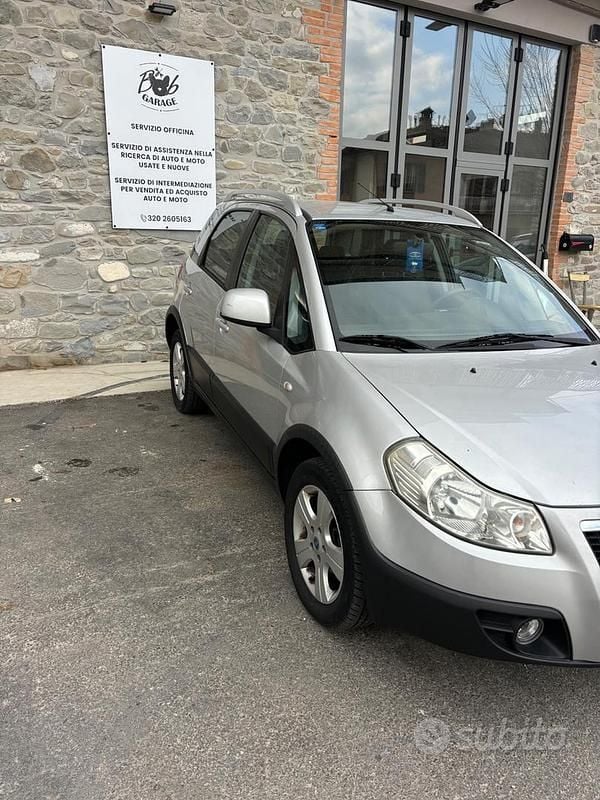 Usata Fiat Sedici Dynamic 119 CV (87 kW) 2006 Grigio SUV