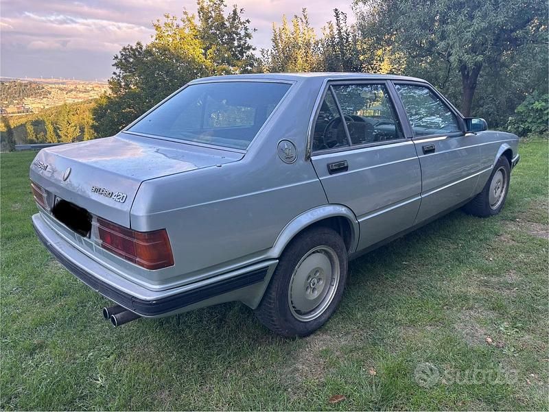 Usata Maserati Biturbo 203 CV (149 kW) 1985 Grigio Berlina