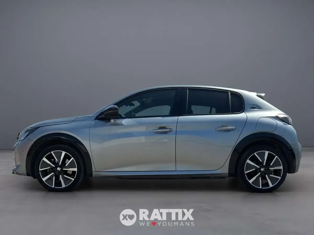 Usata Peugeot e-208 GT 100 kW (136 CV) 2021 Grigio Utilitaria