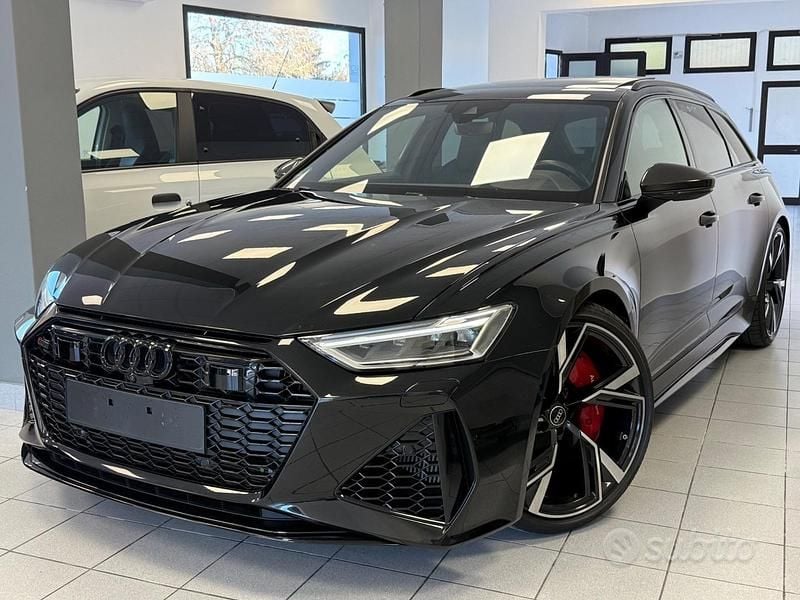 Usata Audi RS6 Sport 600 CV (441 kW) 2021 Nero Station wagon