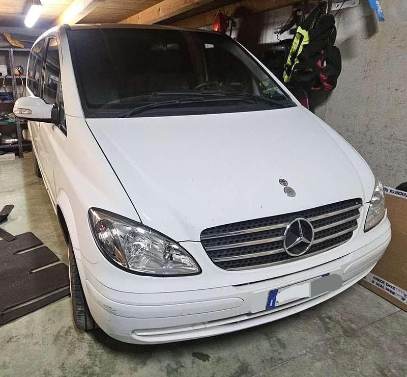 Usata Mercedes Viano 150 CV (110 kW) 2006 Monovolume