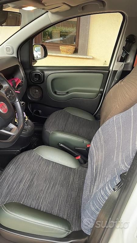 Usata Fiat Panda 4x4 85 CV (62 kW) 2019 Bianco Utilitaria