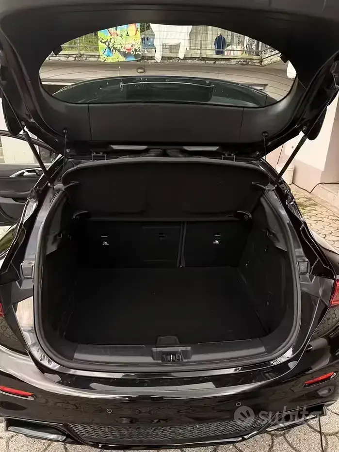 Usata Infiniti Q30 Sport Tech 170 CV (125 kW) 2016 Nero Berlina