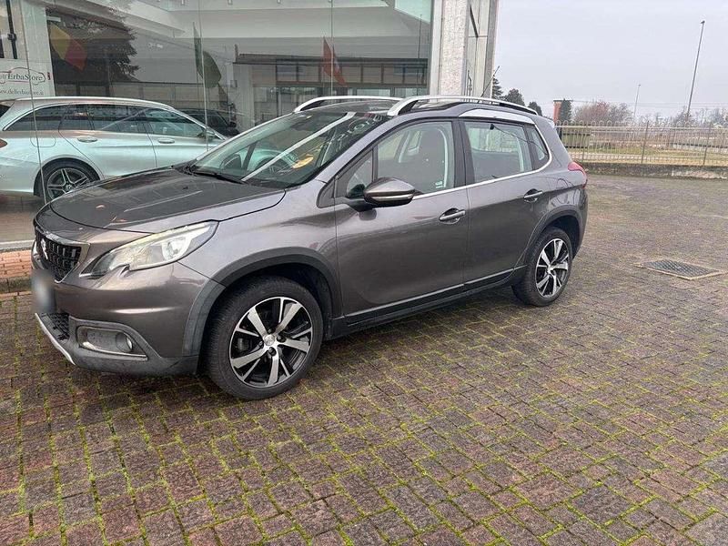 Argento Usata 2016 Peugeot 2008 Allure SUV | 7400 € (Buon prezzo) - Immagine 1/4