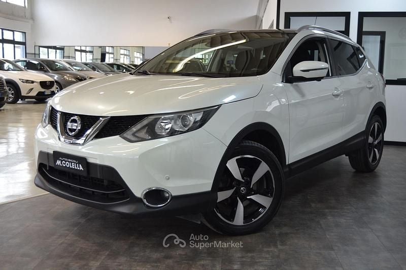 Bianco Usata 2017 Nissan Qashqai Tekna SUV | 12.990 € (Buon prezzo) - Immagine 1/4