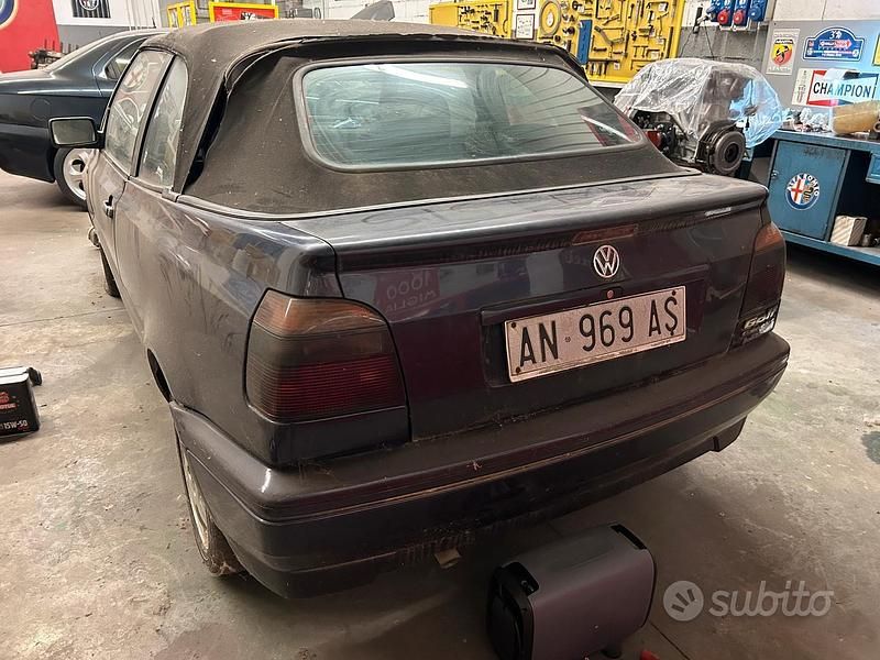 Usata VW Golf III 101 CV (74 kW) 1996 Blu Cabrio