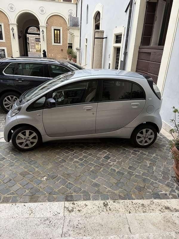 Usata Citroën C-zero Seduction 35 kW (48 CV) 2016 Argento Utilitaria