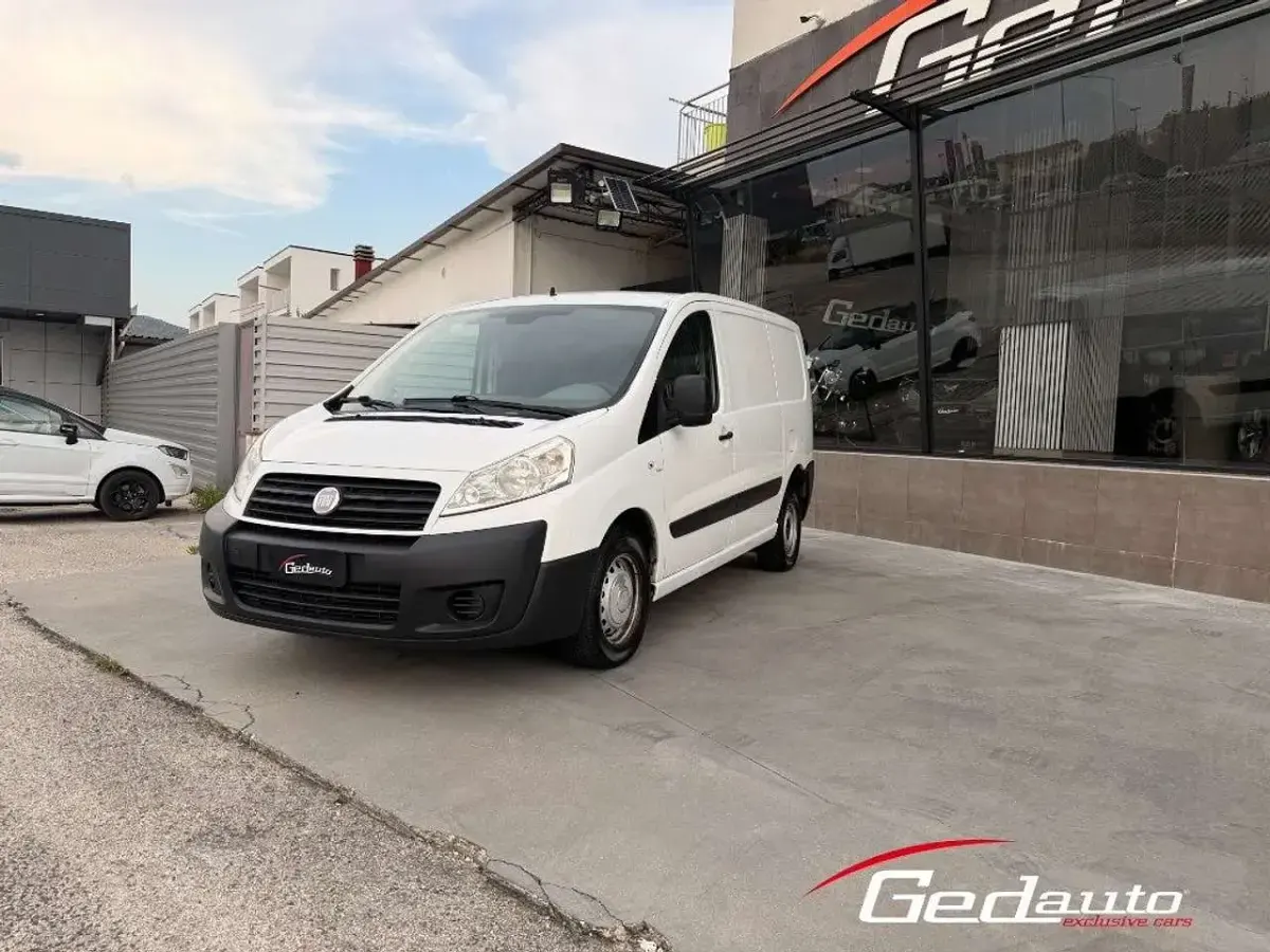 Usata Fiat Scudo Comfort 90 CV (66 kW) 2010 Bianco Furgone