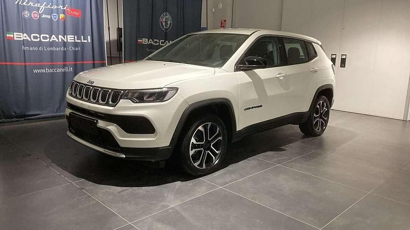 Usata Jeep Compass Altitude 190 CV (139 kW) 2024 Bianco SUV