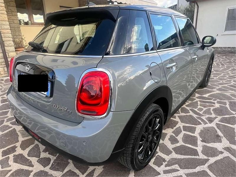 Usata Mini Cooper D Hype 116 CV (85 kW) 2019 Grigio Utilitaria