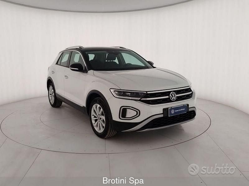 Usata VW T-Roc Style 110 CV (80 kW) 2022 Grigio SUV