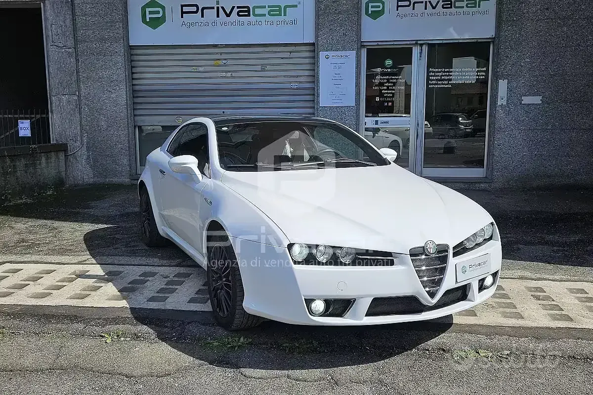 Usata Alfa Romeo Brera 170 CV (125 kW) 2009 Bianco Coupé