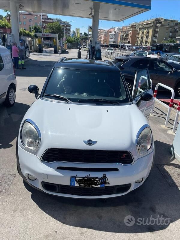 Bianco Usata 2010 Mini Countryman SUV | 6500 € (Buon prezzo) - Immagine 1/4