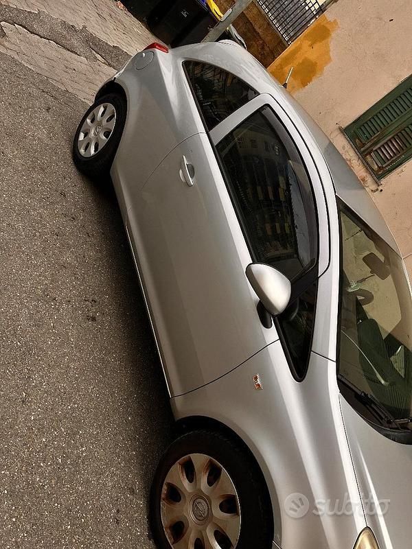 Usata Opel Corsa 2008 Utilitaria