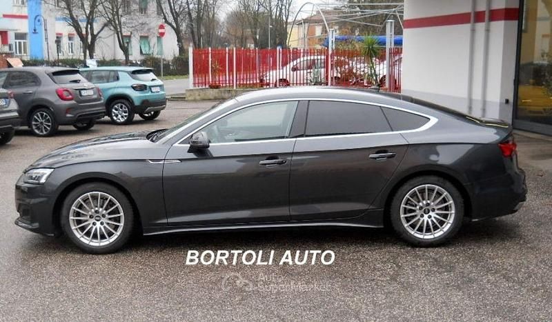 Usata Audi A5 Sportback Business 163 CV (119 kW) 2021 Grigio scuro Utilitaria