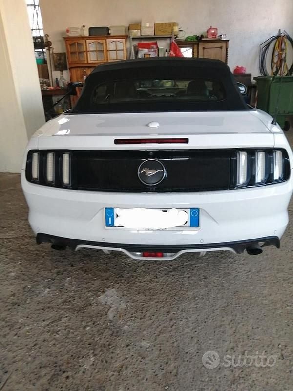 Bianco Usata 2018 Ford Mustang Cabrio | 29.900 € - Immagine 1/4