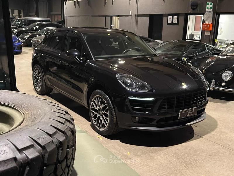 Usata Porsche Macan 250 CV (183 kW) 2017 Nero metallizzato SUV