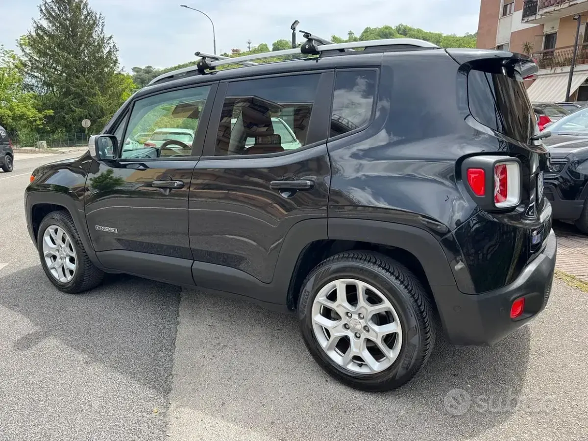 Usata Jeep Renegade Limited 120 CV (88 kW) 2016 Nero SUV