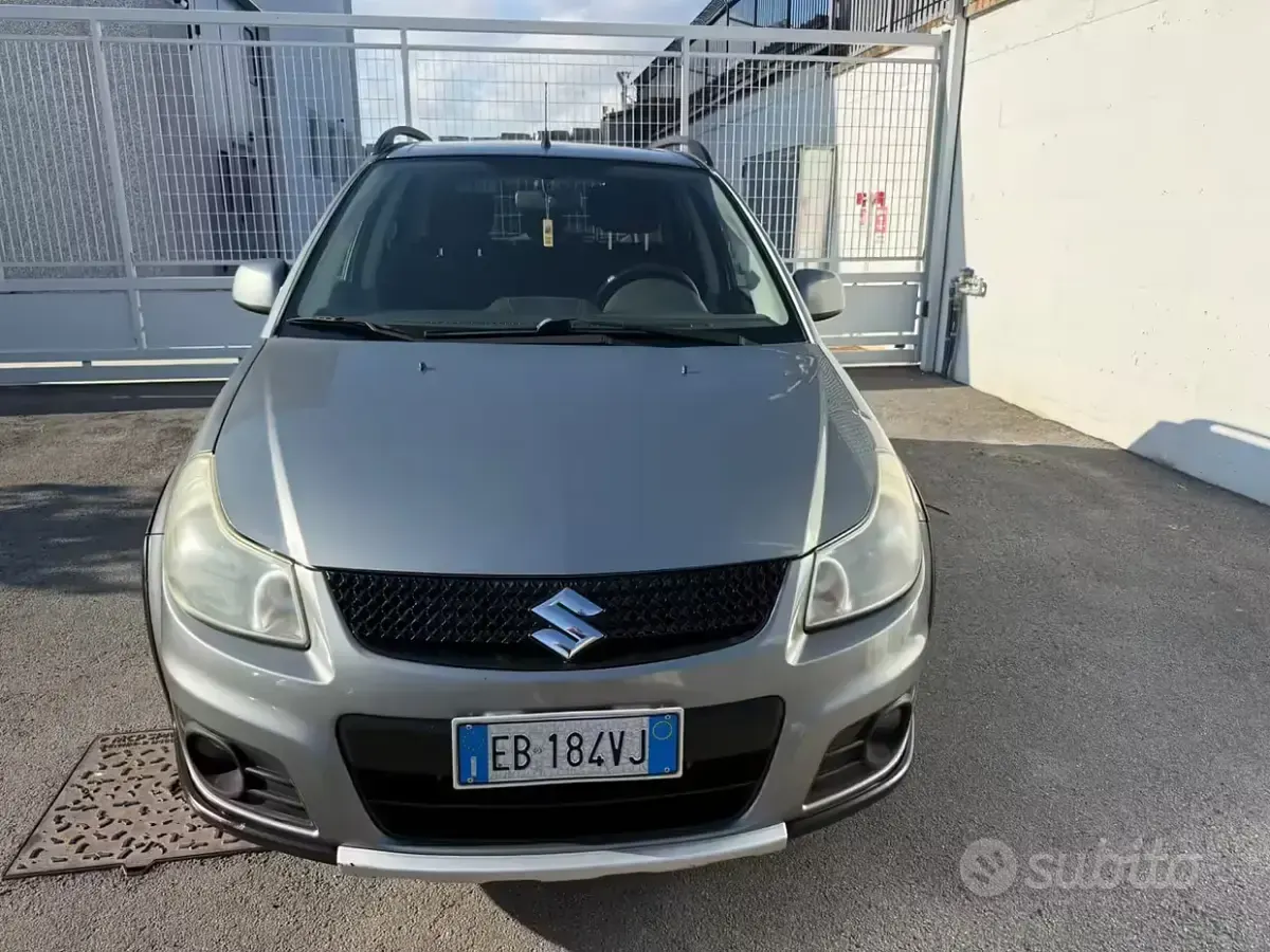 Usata Suzuki SX4 GLX 135 CV (99 kW) 2010 Grigio SUV