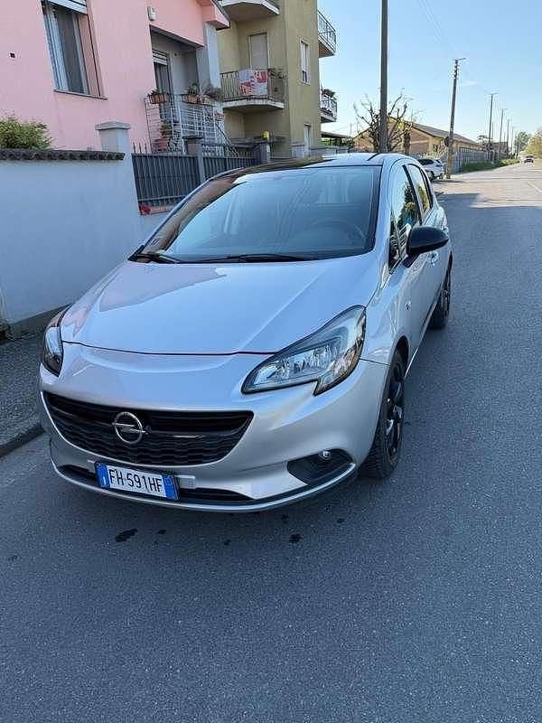 Usata Opel Corsa 90 CV (66 kW) 2017 Utilitaria