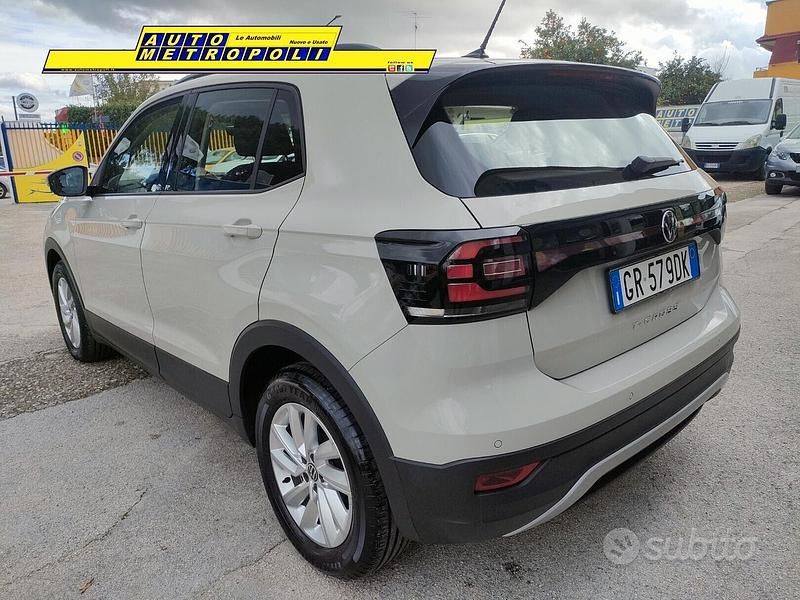 Usata VW T-Cross Style 95 CV (69 kW) 2023 Beige SUV