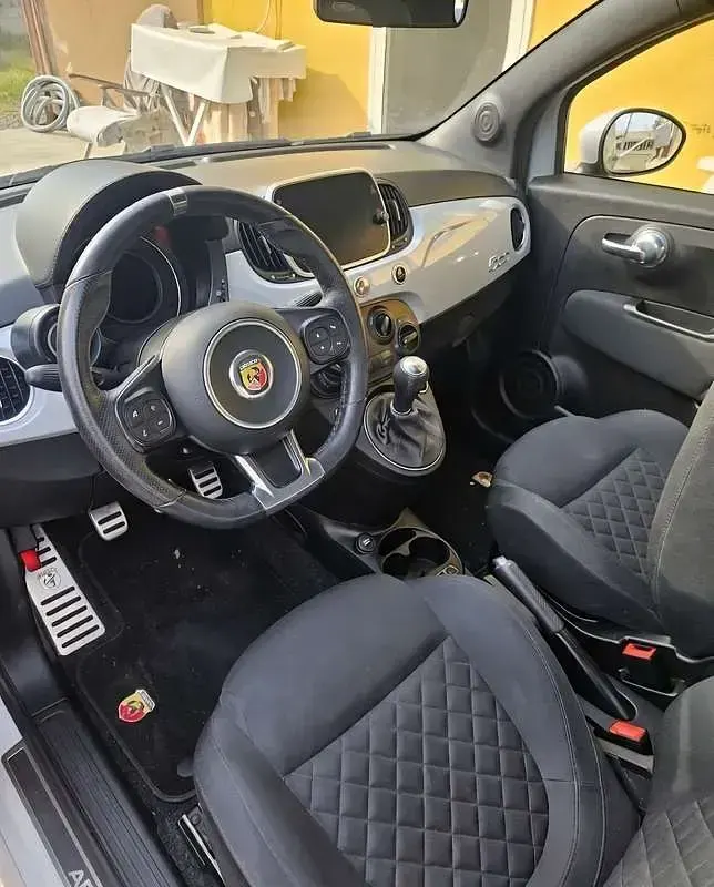 Usata Abarth 595 144 CV (105 kW) 2021 Utilitaria