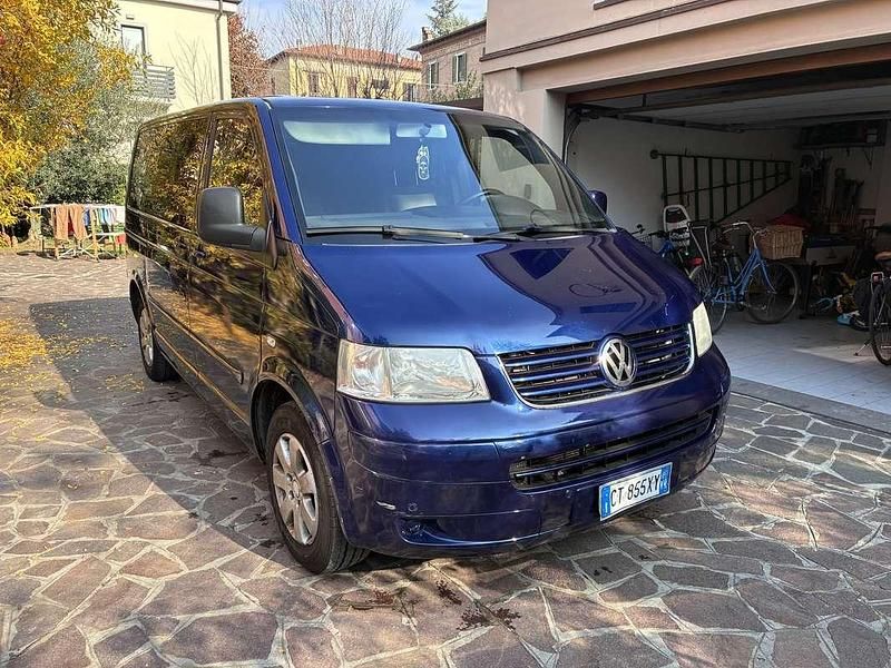 Usata 2005 VW Multivan Comfortline Furgone | 11.500 € (Buon prezzo) - Immagine 1/4