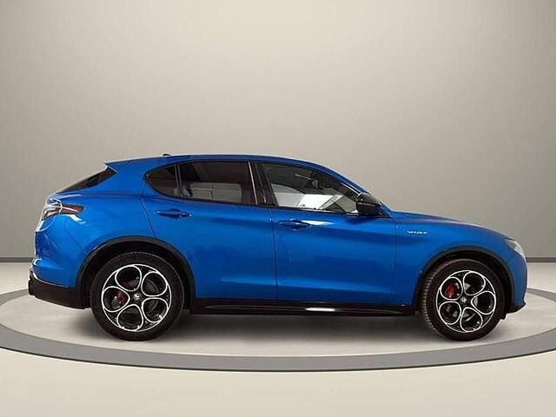 Usata Alfa Romeo Stelvio Veloce 210 CV (154 kW) 2024 Blu SUV