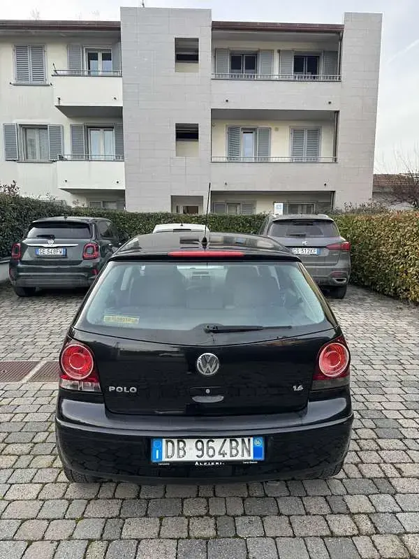 Usata VW Polo Comfortline 75 CV (55 kW) 2006 Nero Utilitaria