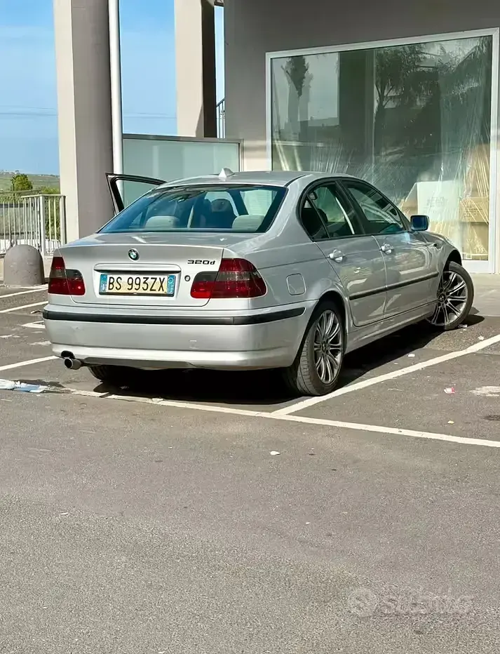 Usata BMW 320 150 CV (110 kW) 2001 Grigio Berlina