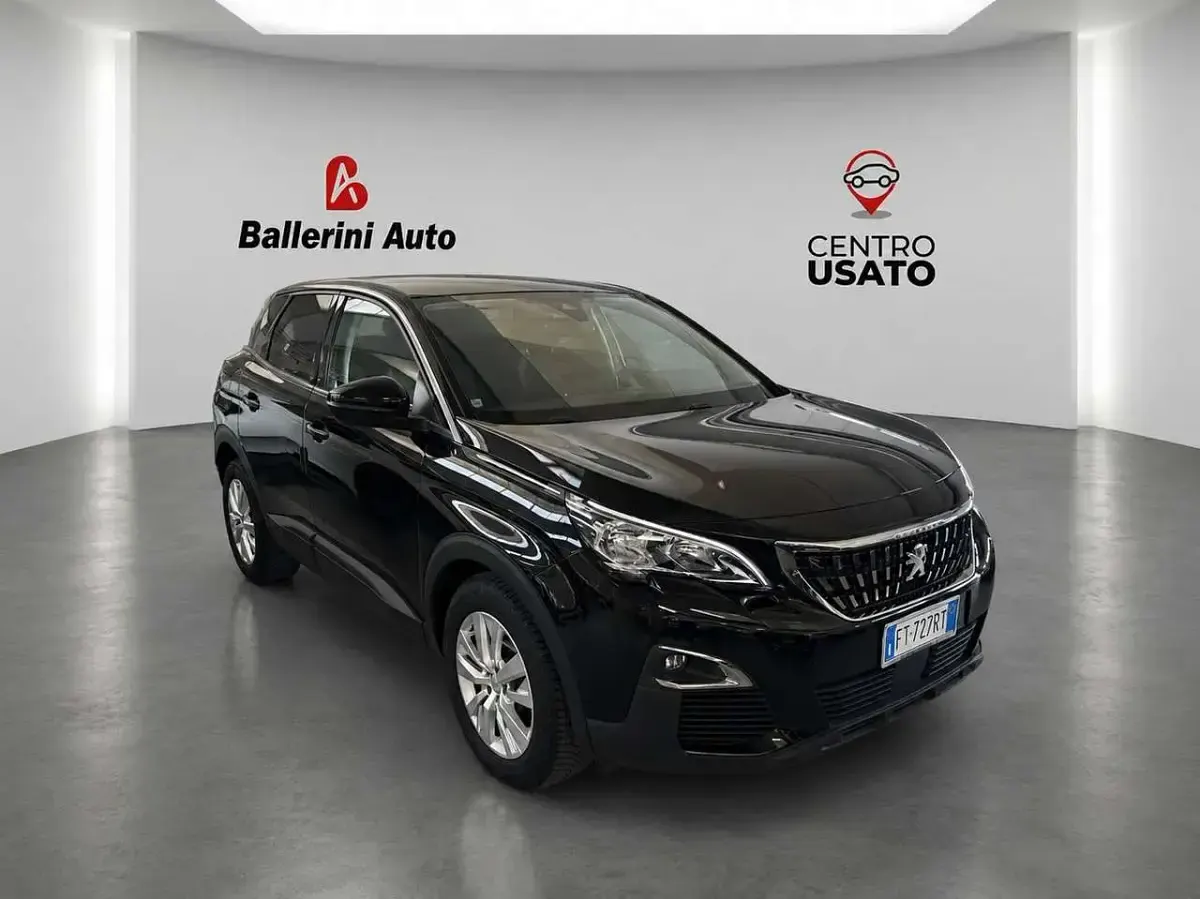Usata Peugeot 3008 Business-Line 131 CV (96 kW) 2019 Nero SUV