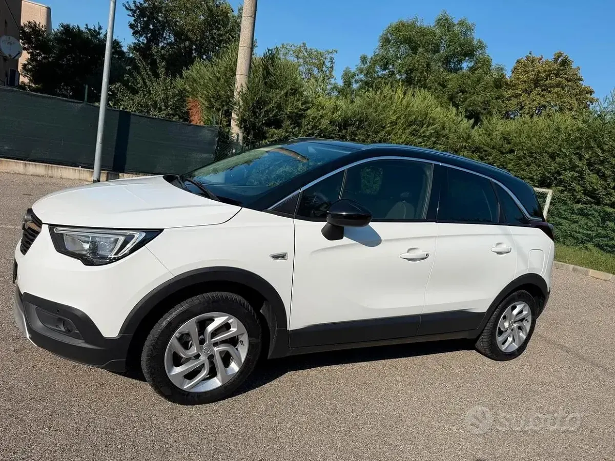 Usata Opel Crossland X 110 CV (80 kW) 2019 Bianco SUV