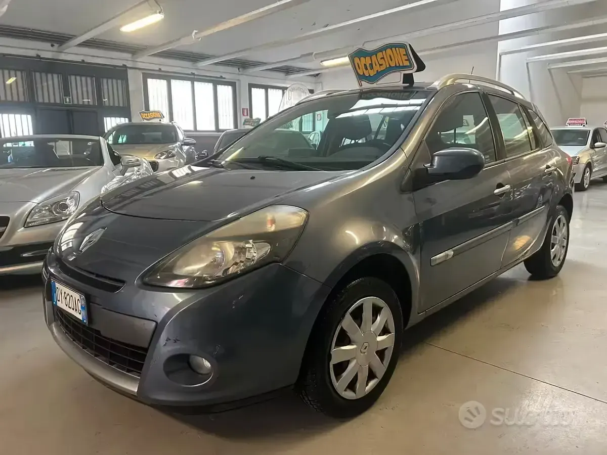 Usata Renault Clio Dynamique 75 CV (55 kW) 2009 Station wagon