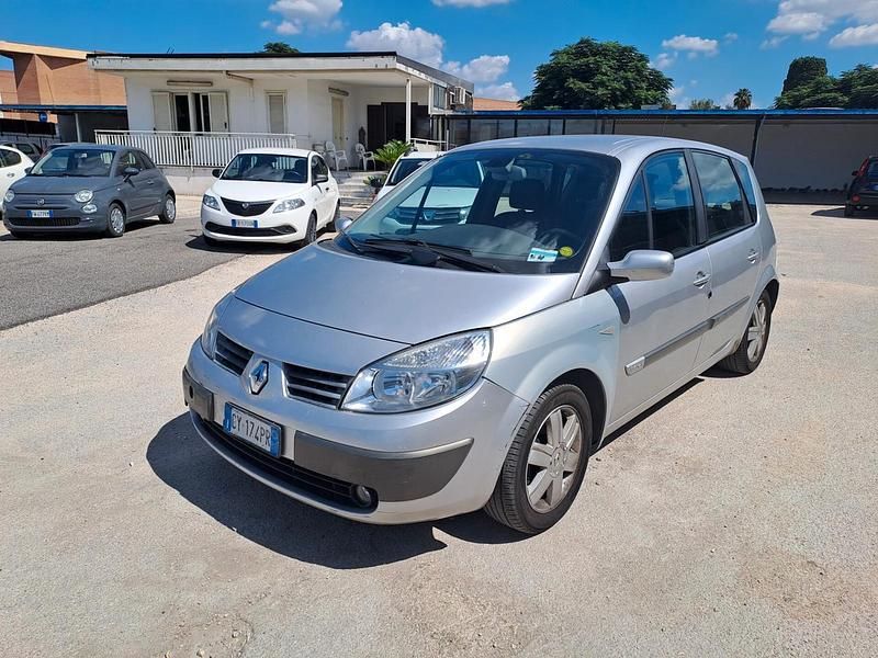 Grigio Usata 2007 Renault Scénic II Monovolume | 1350 € (Ottimo prezzo) - Immagine 1/4