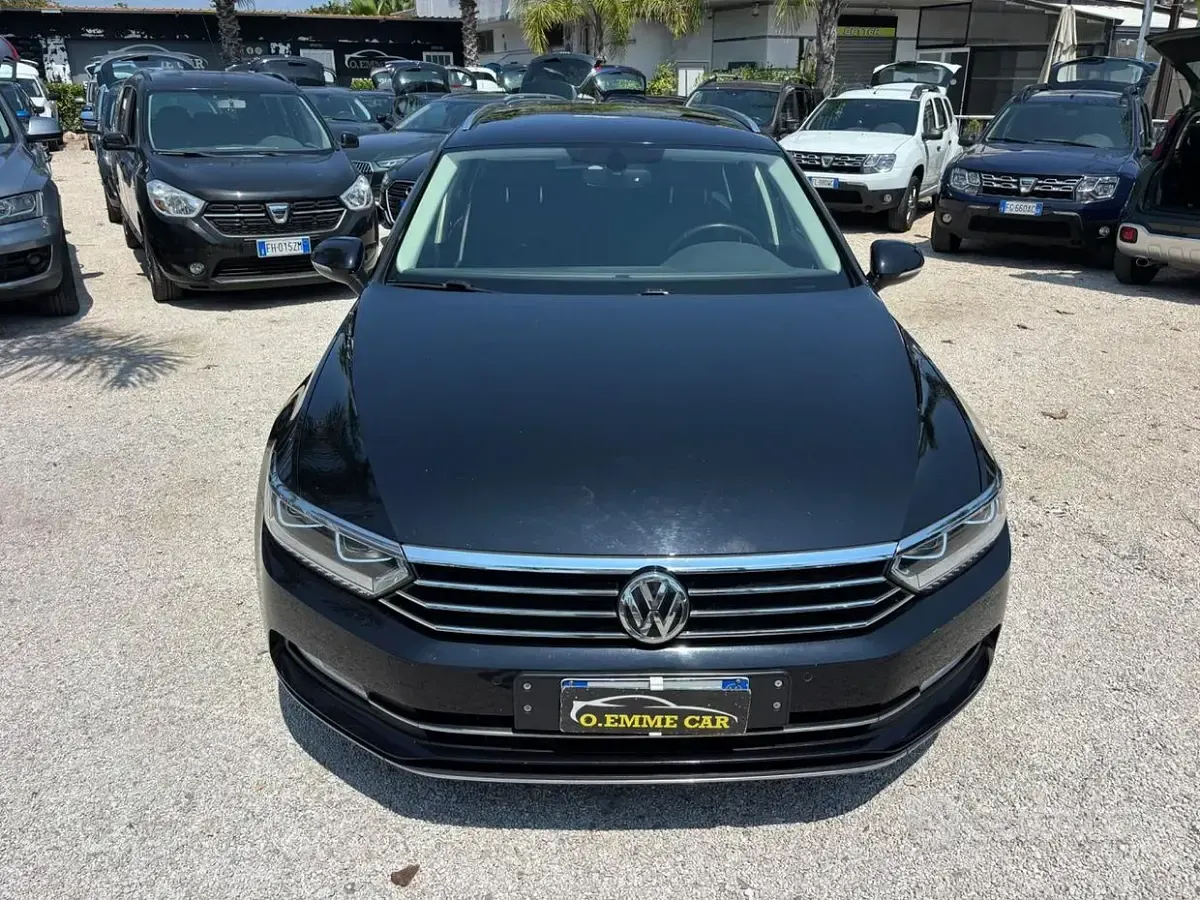 Usata VW Passat Executive 150 CV (110 kW) 2016 Nero Station wagon