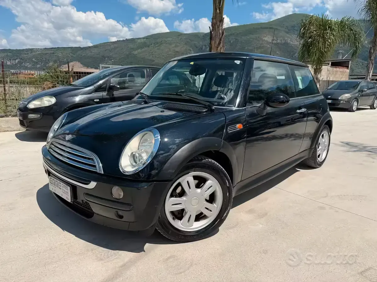 Usata Mini One D 88 CV (64 kW) 2006 Blu Utilitaria